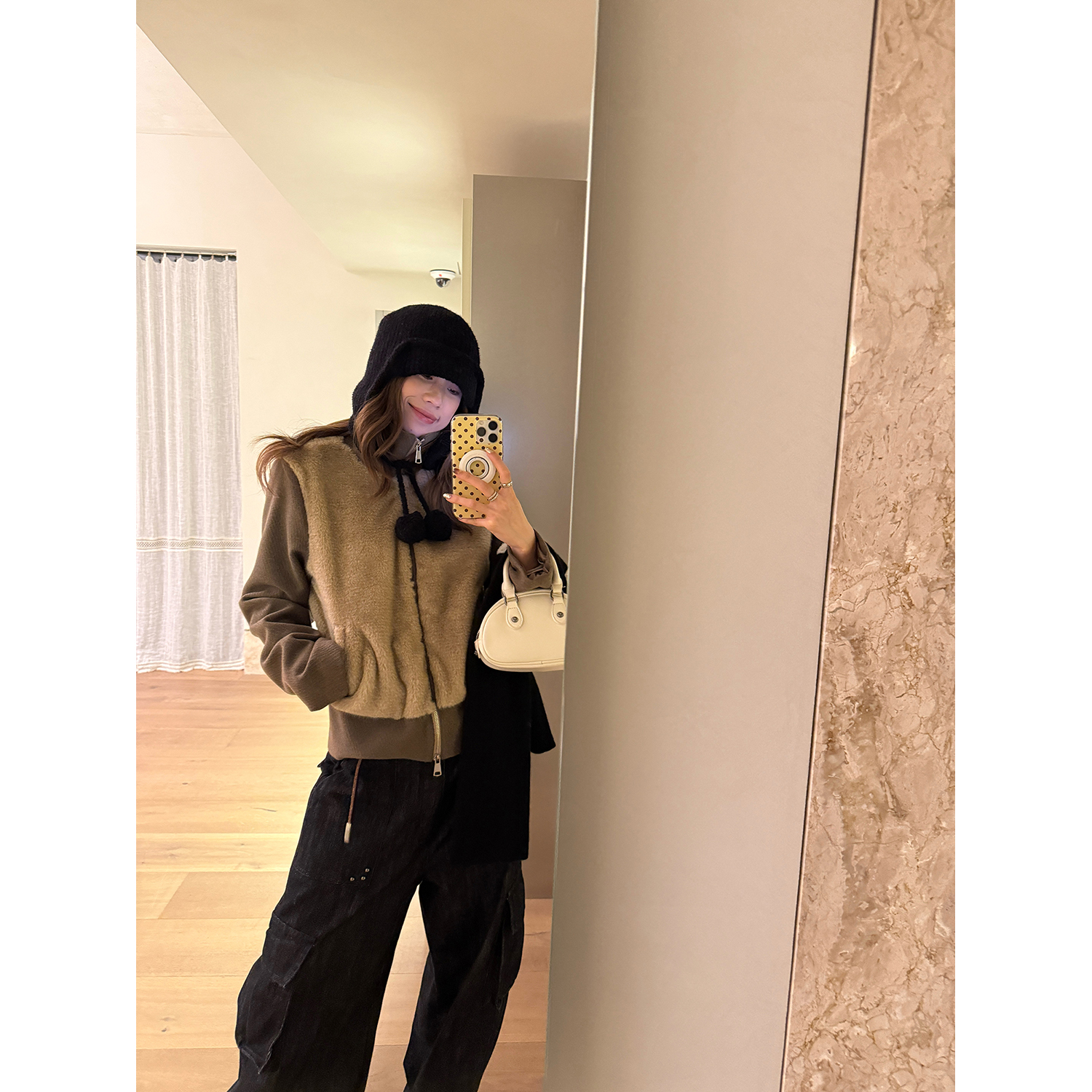 LelyMooch フェイクファー切り替え立ち襟コート  LEM252