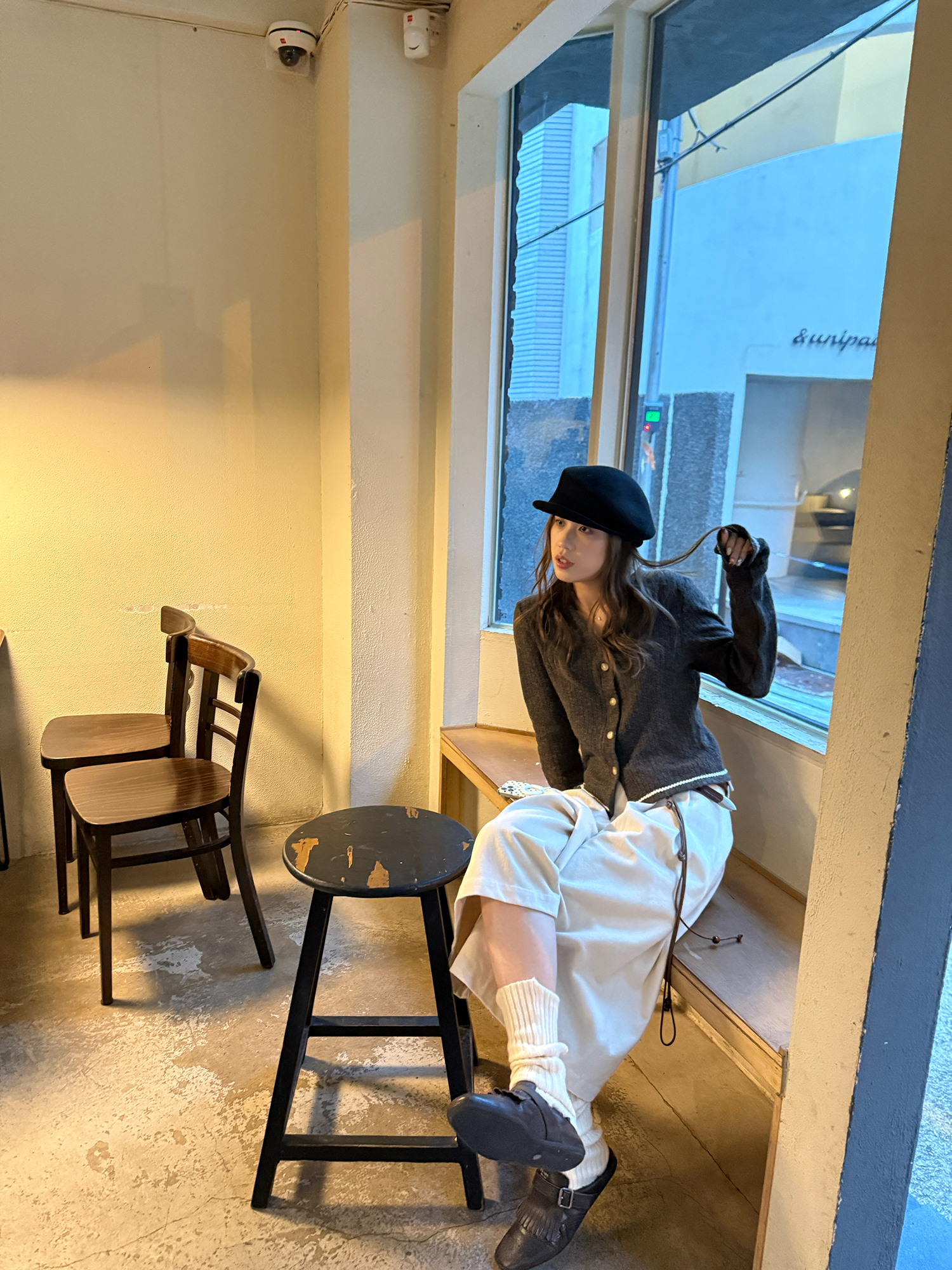 LelyMooch 起毛コットン ベージュクロップドパンツ  LEM255