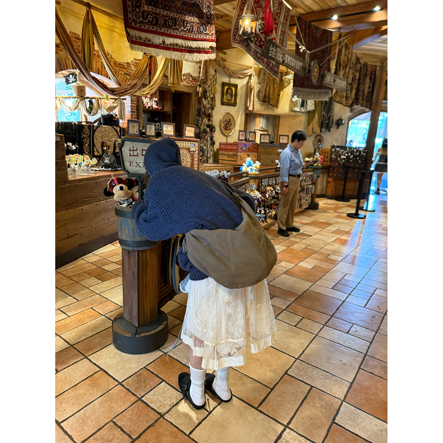 LelyMooch ハリ感レース×ドロストスカート  LEM239