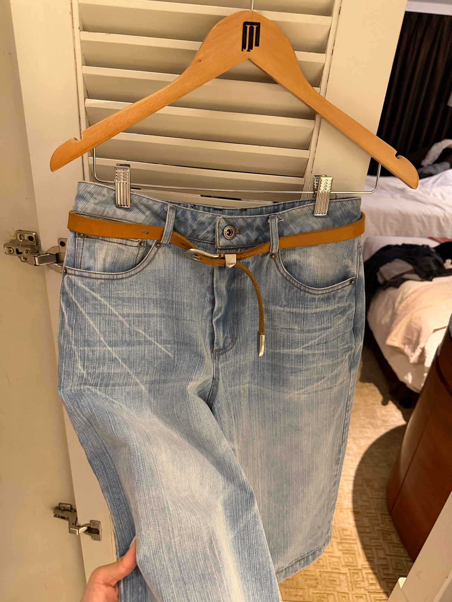 LelyMooch ムラ感ウォッシュ デニムバミューダパンツ  LEM346