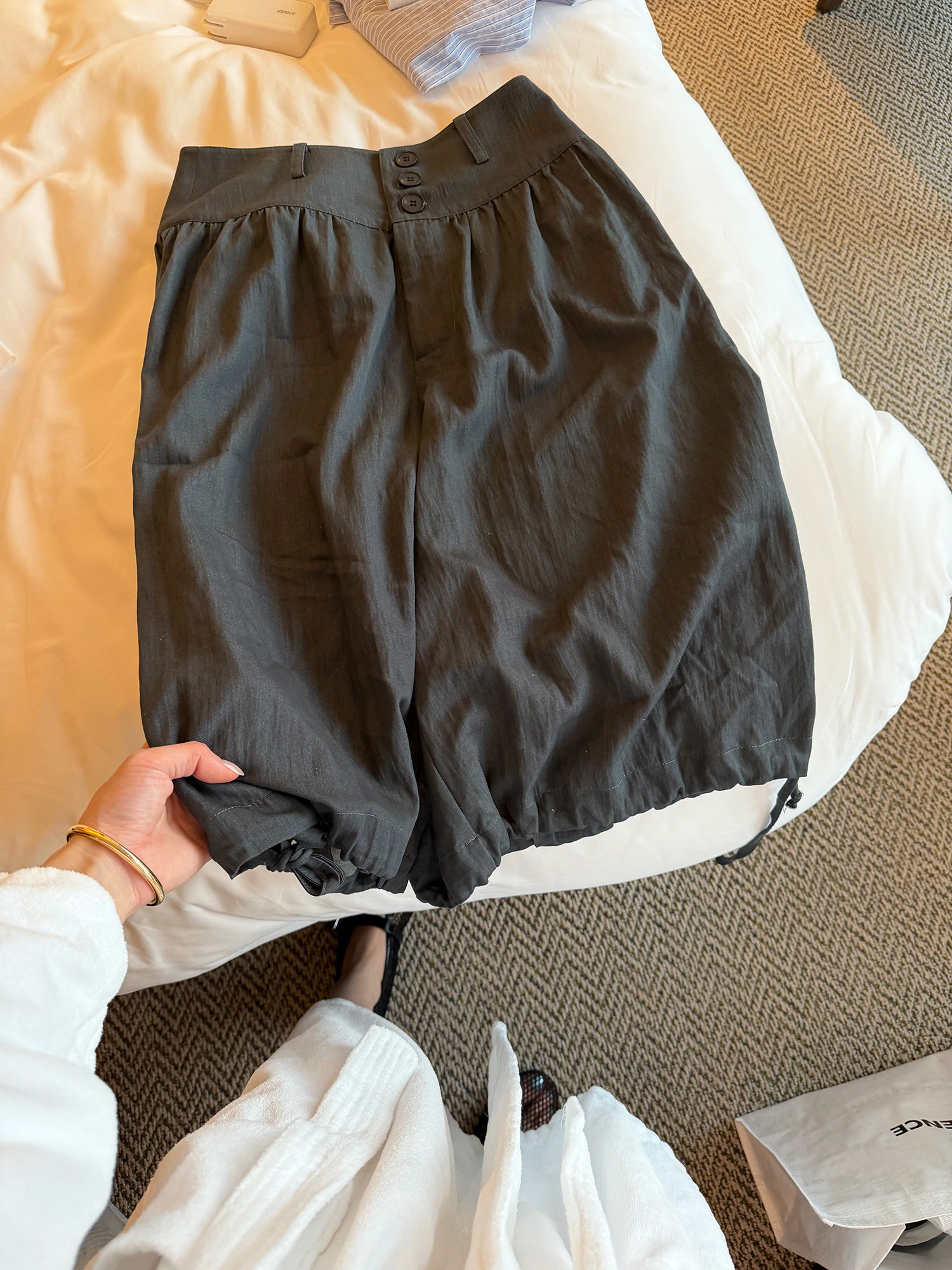 LelyMooch 風をまとう、ギャザーバルーンパンツ  LEM365