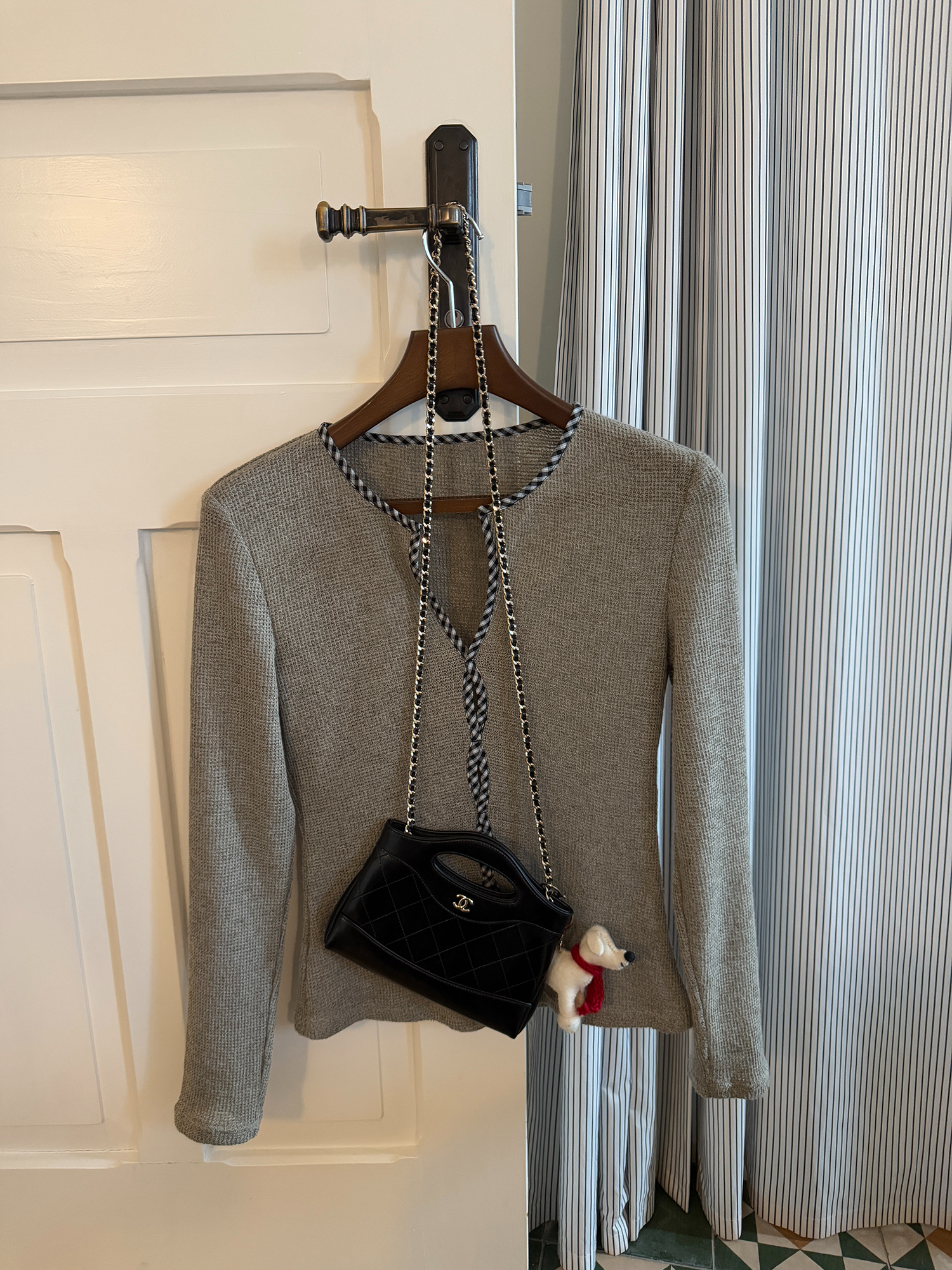 LelyMooch チェック柄ウエスト細見えニットトップス  LEM216