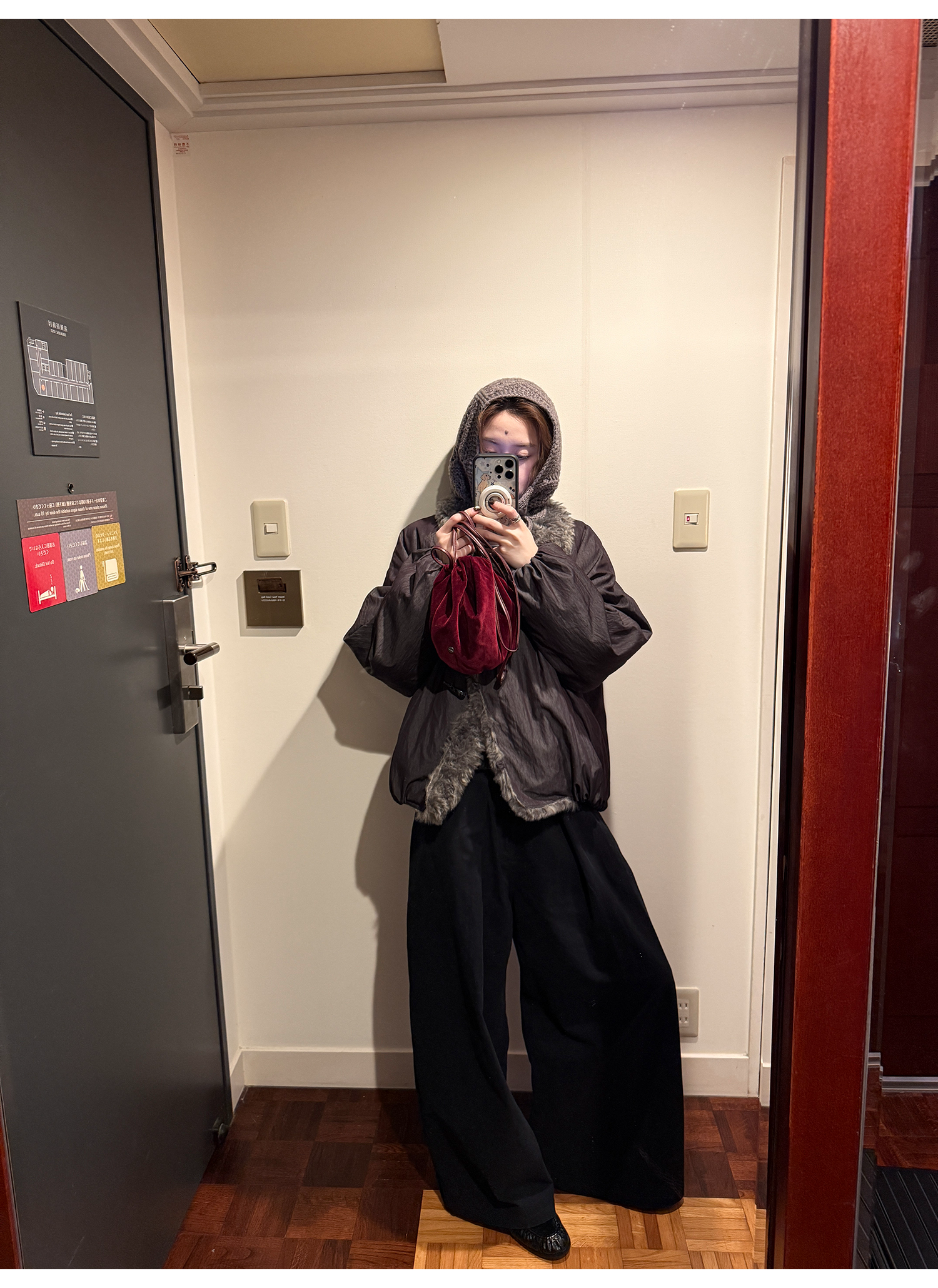 LelyMooch 光沢バイカラーブルゾン｜ボア切替×トグルボタン  LEM280