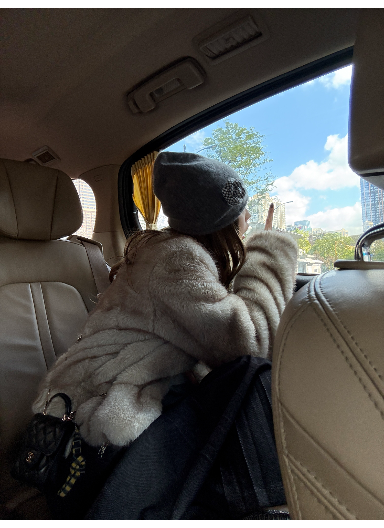 LelyMooch ふわふわエコファーコート｜オートミール  LEM268