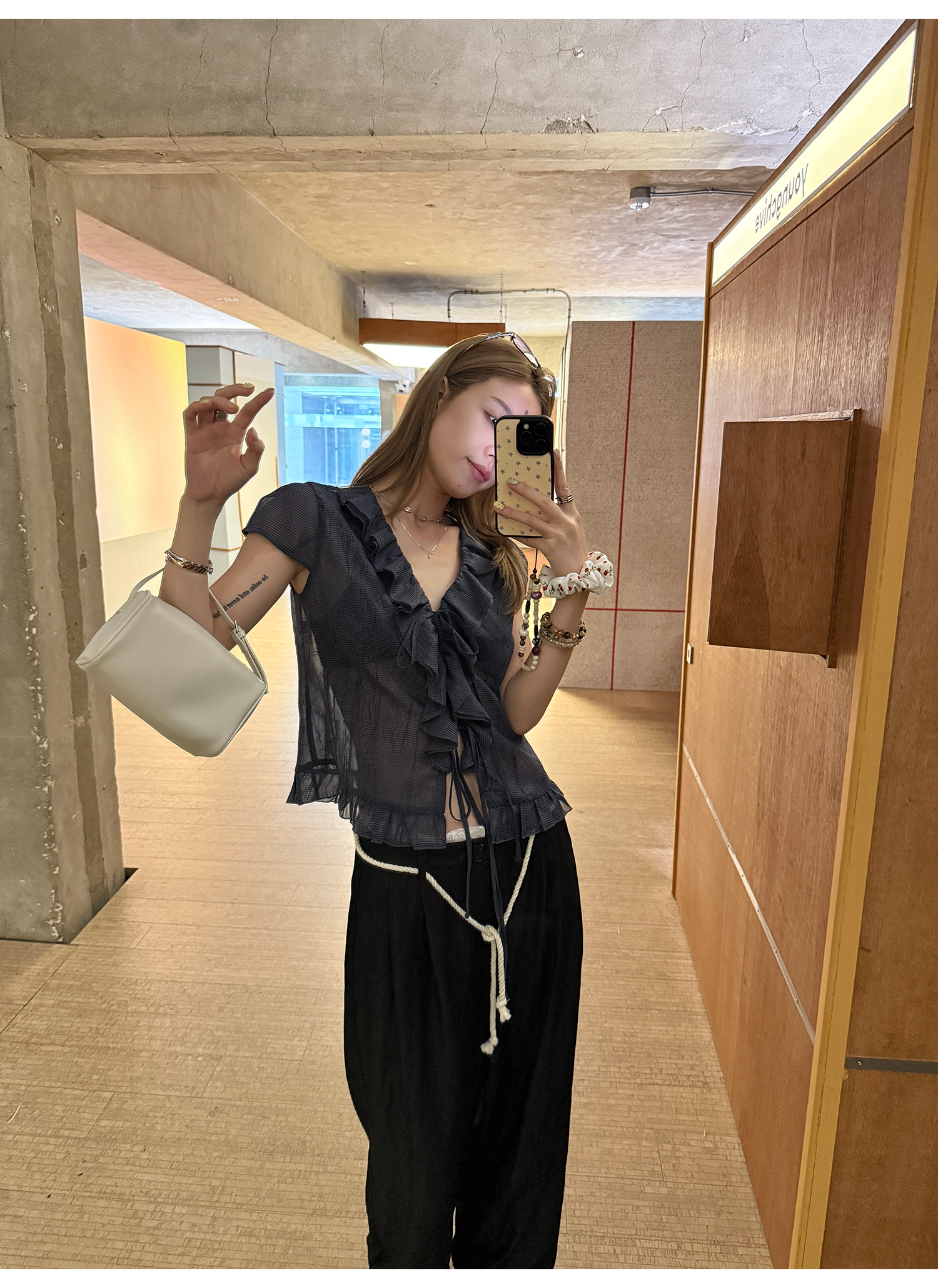 LelyMooch くしゅくしゅ涼感チェック フリルシャツ  LEM175