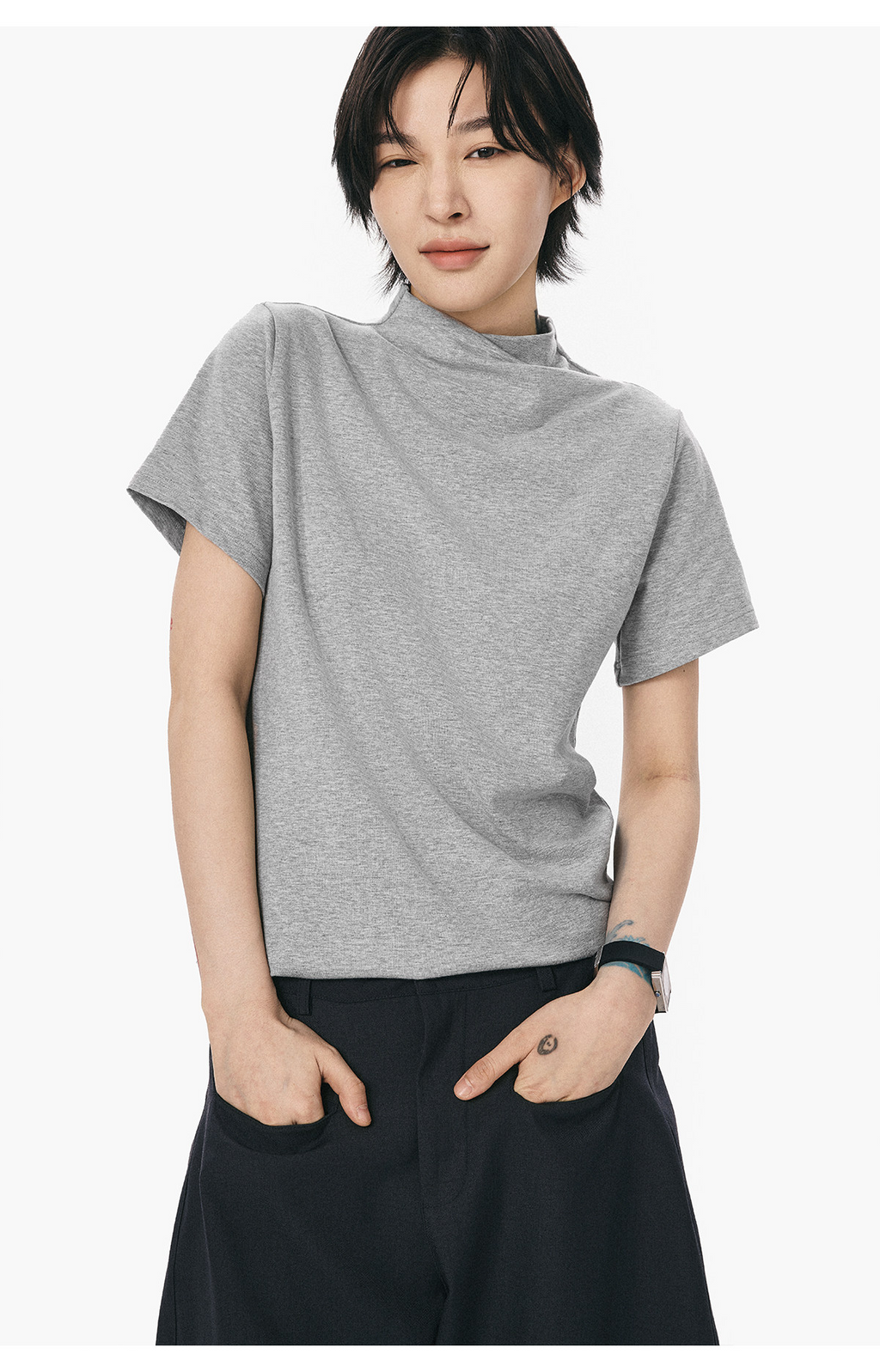 モックネックフレンチスリーブTシャツ  LOM073