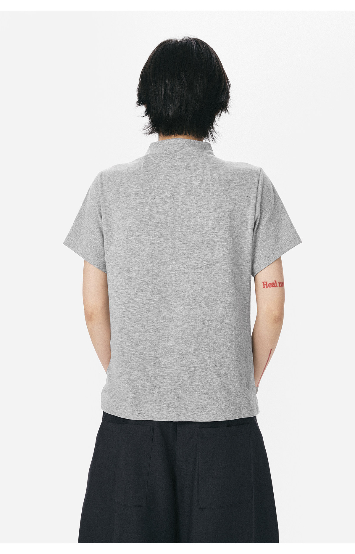 モックネックフレンチスリーブTシャツ  LOM073