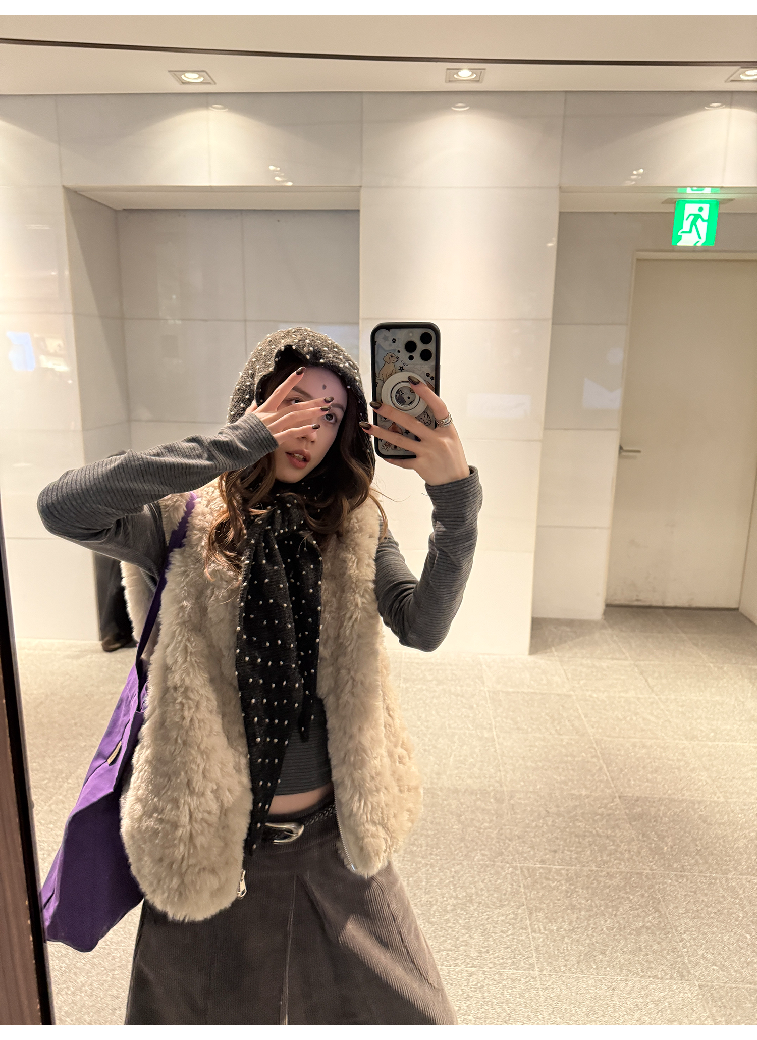 LelyMooch エコファー×ボア リバーシブルショートジレ  LEM279