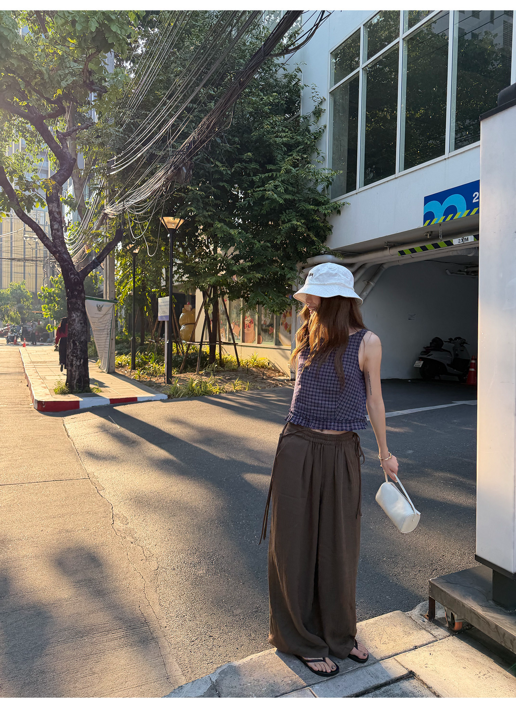LelyMooch リネン混ドロストワイドパンツ  LEM345