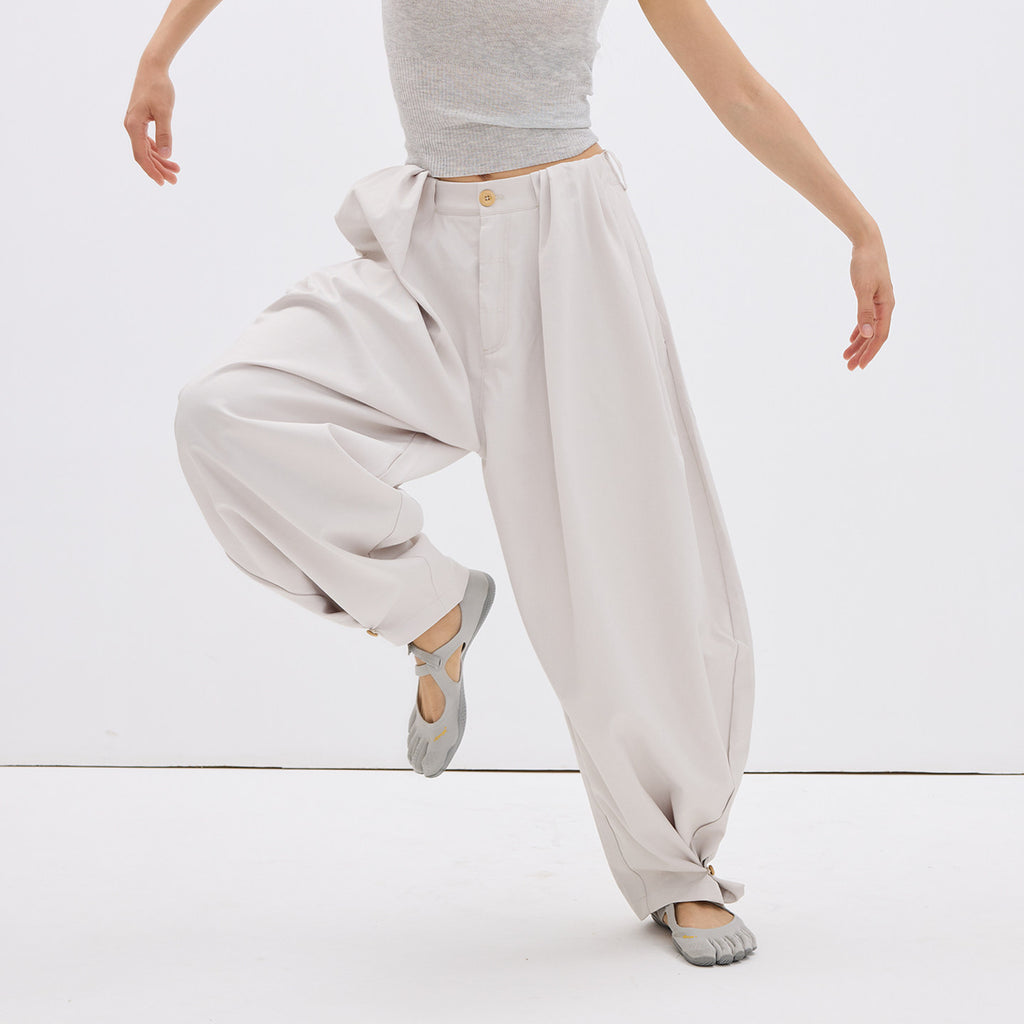Pantaloni Ampi con Drappeggio Strutturat  LOM057