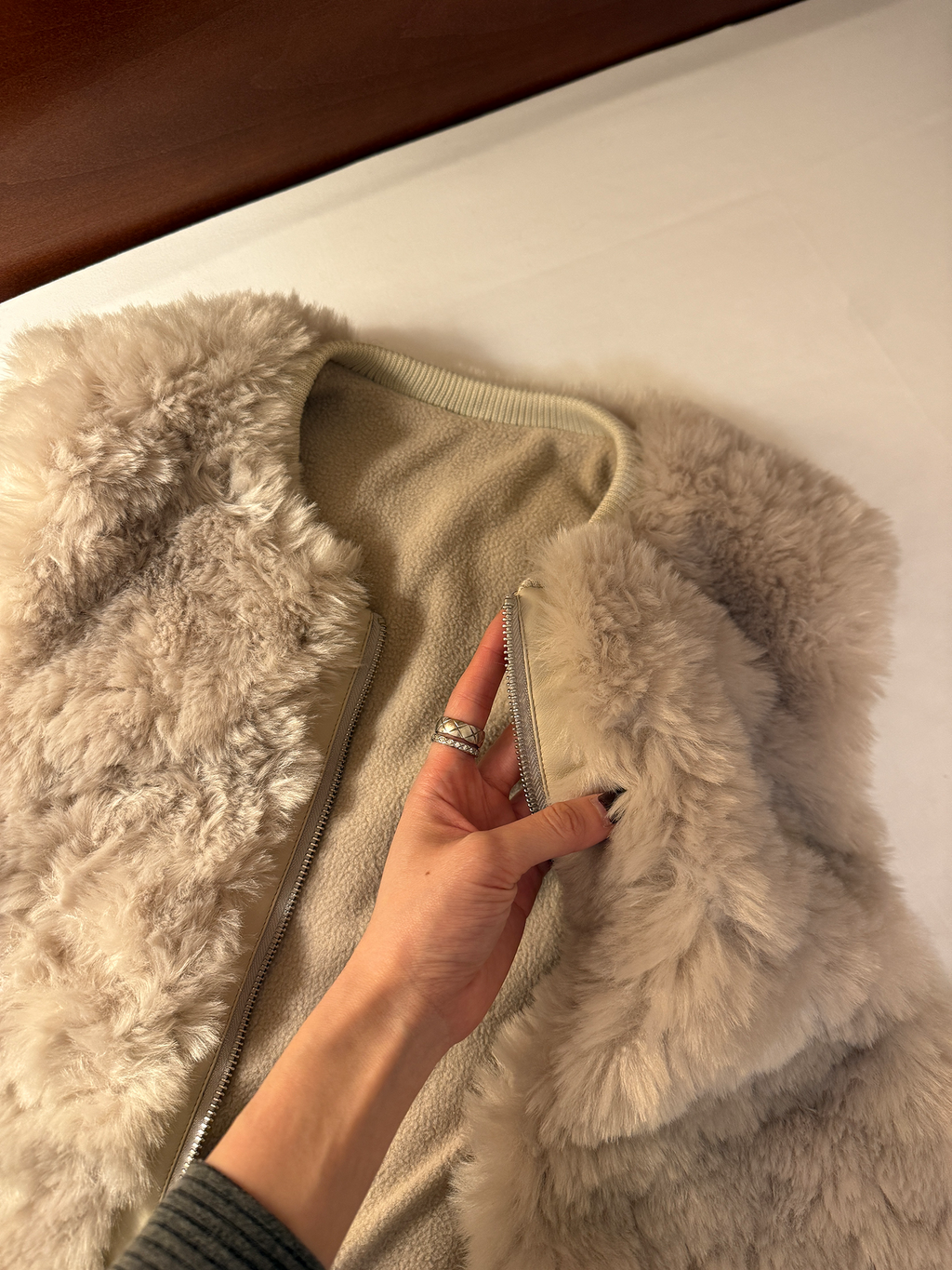 LelyMooch エコファー×ボア リバーシブルショートジレ  LEM279