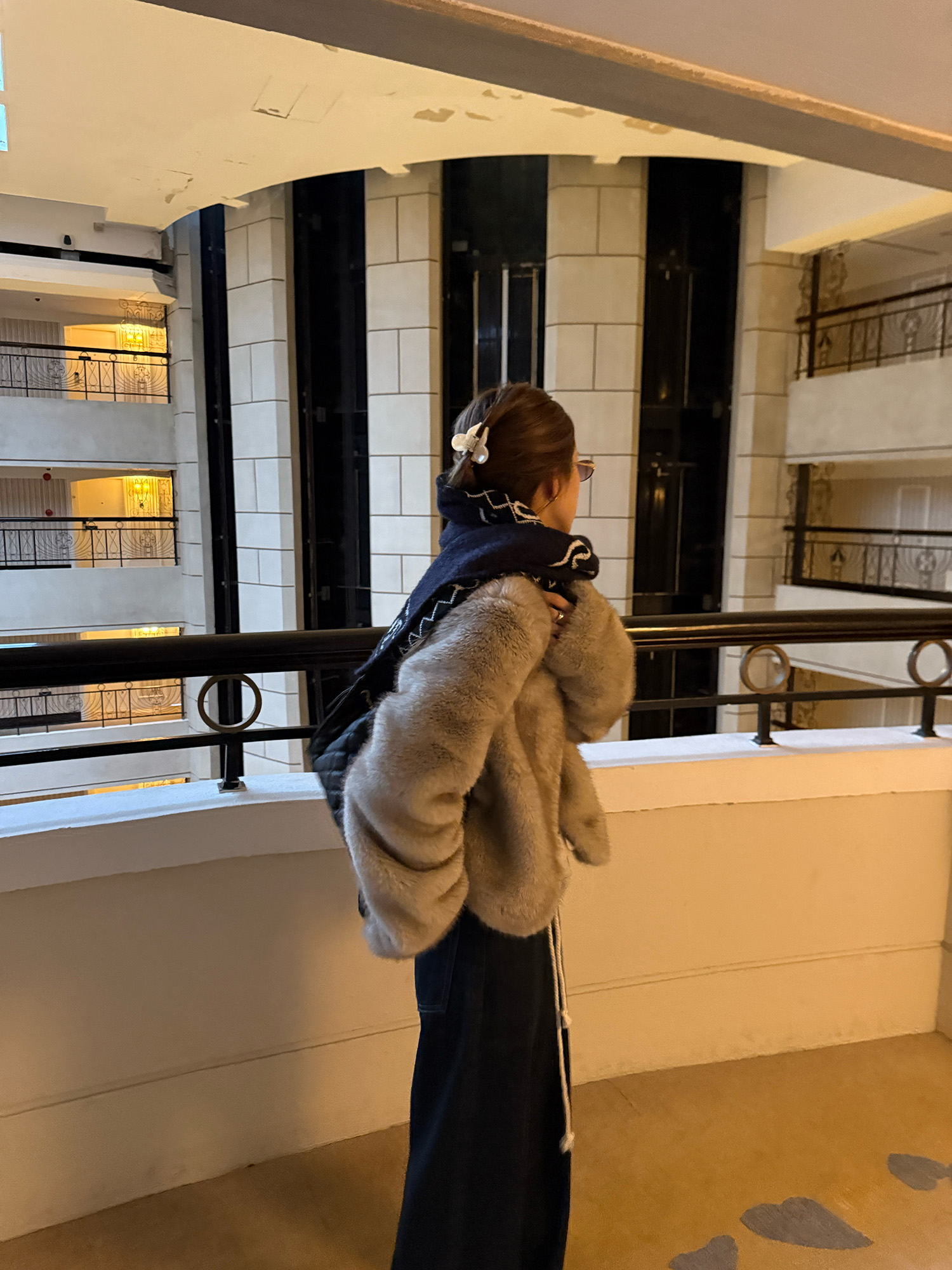 LelyMooch ふわふわエコファーコート｜オートミール  LEM268