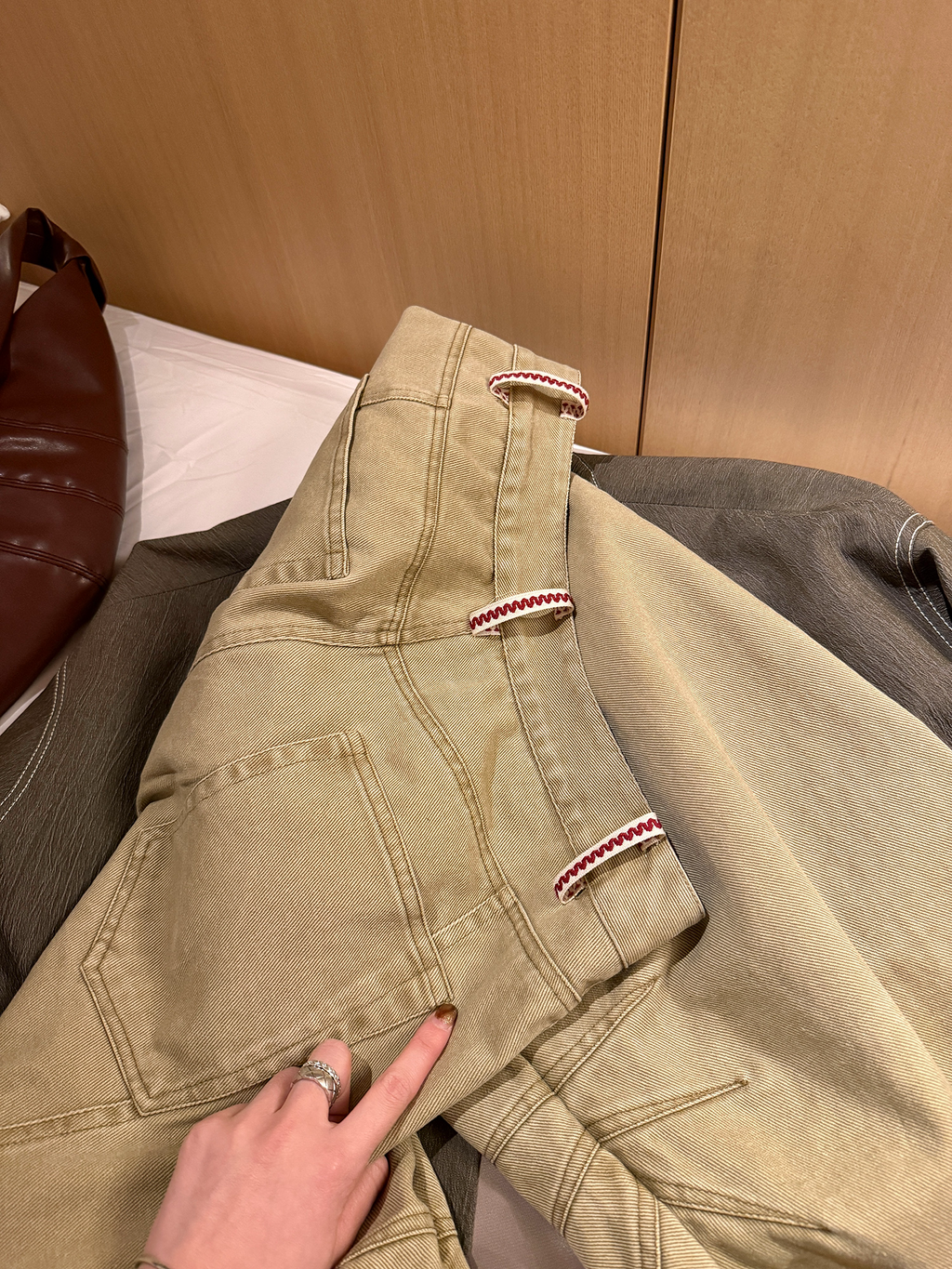 LelyMooch  膝タックロングパンツ  LEM075