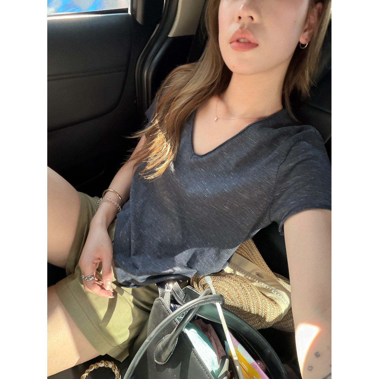 LelyMooch 杢ネイビー Vネック半袖Tシャツ  LEM344