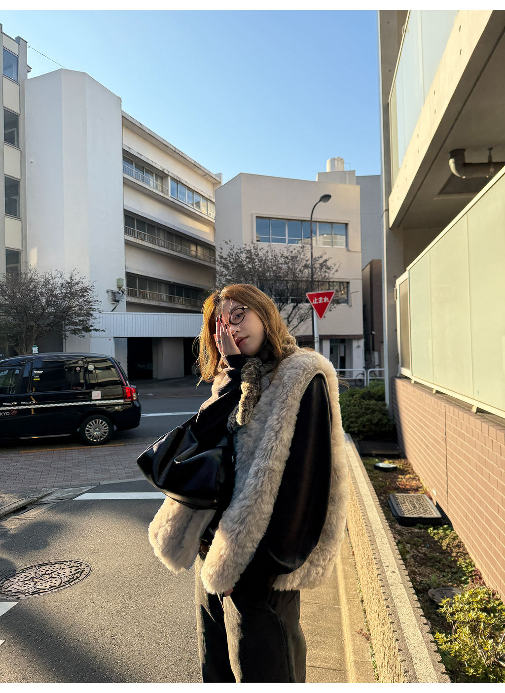 LelyMooch エコファー×ボア リバーシブルショートジレ  LEM279