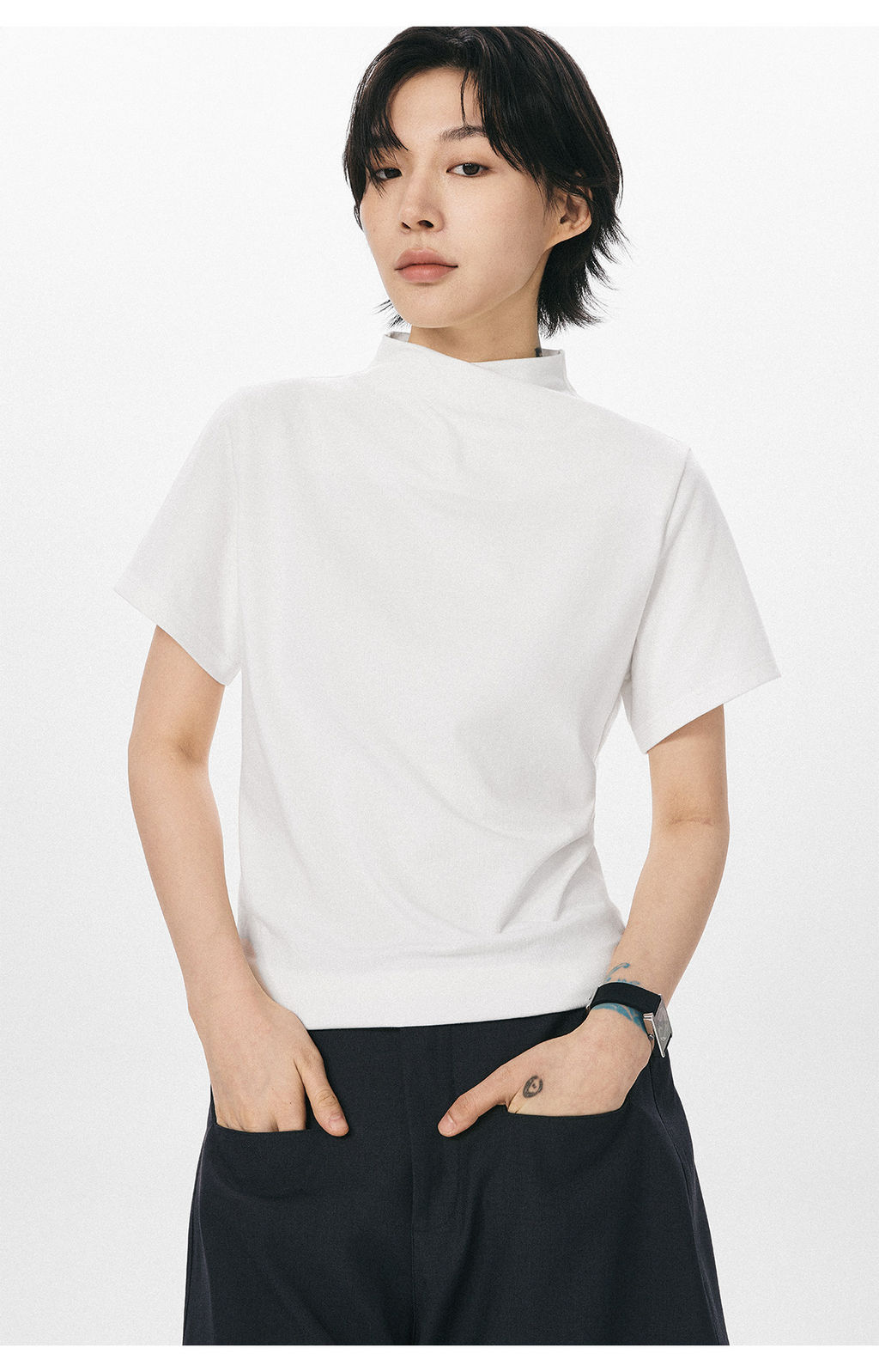 モックネックフレンチスリーブTシャツ  LOM073