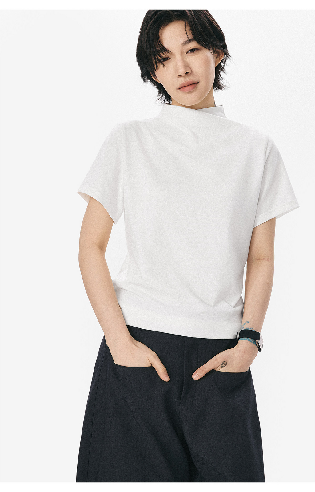 モックネックフレンチスリーブTシャツ  LOM073