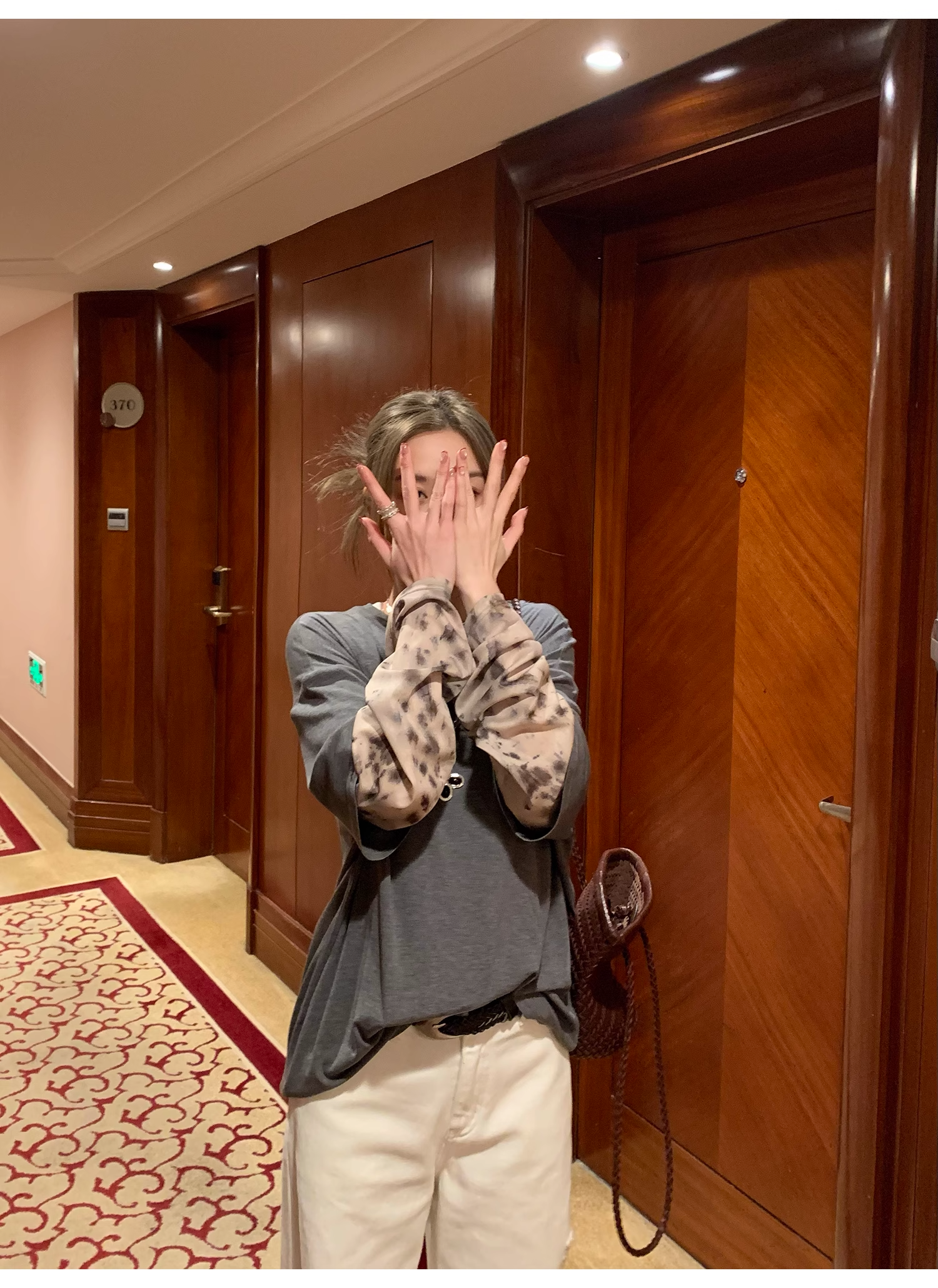 LelyMooch  レオパード柄袖  ロンTシャツ  LEM117