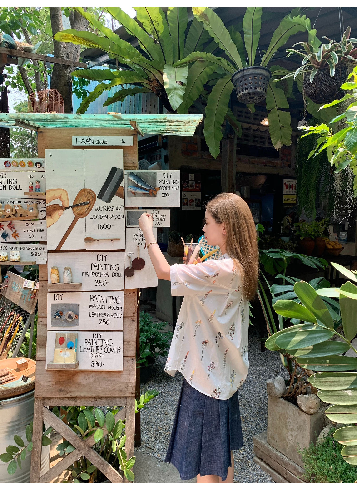 LelyMooch  大人可愛い＊花柄刺繍シャツ  LEM146