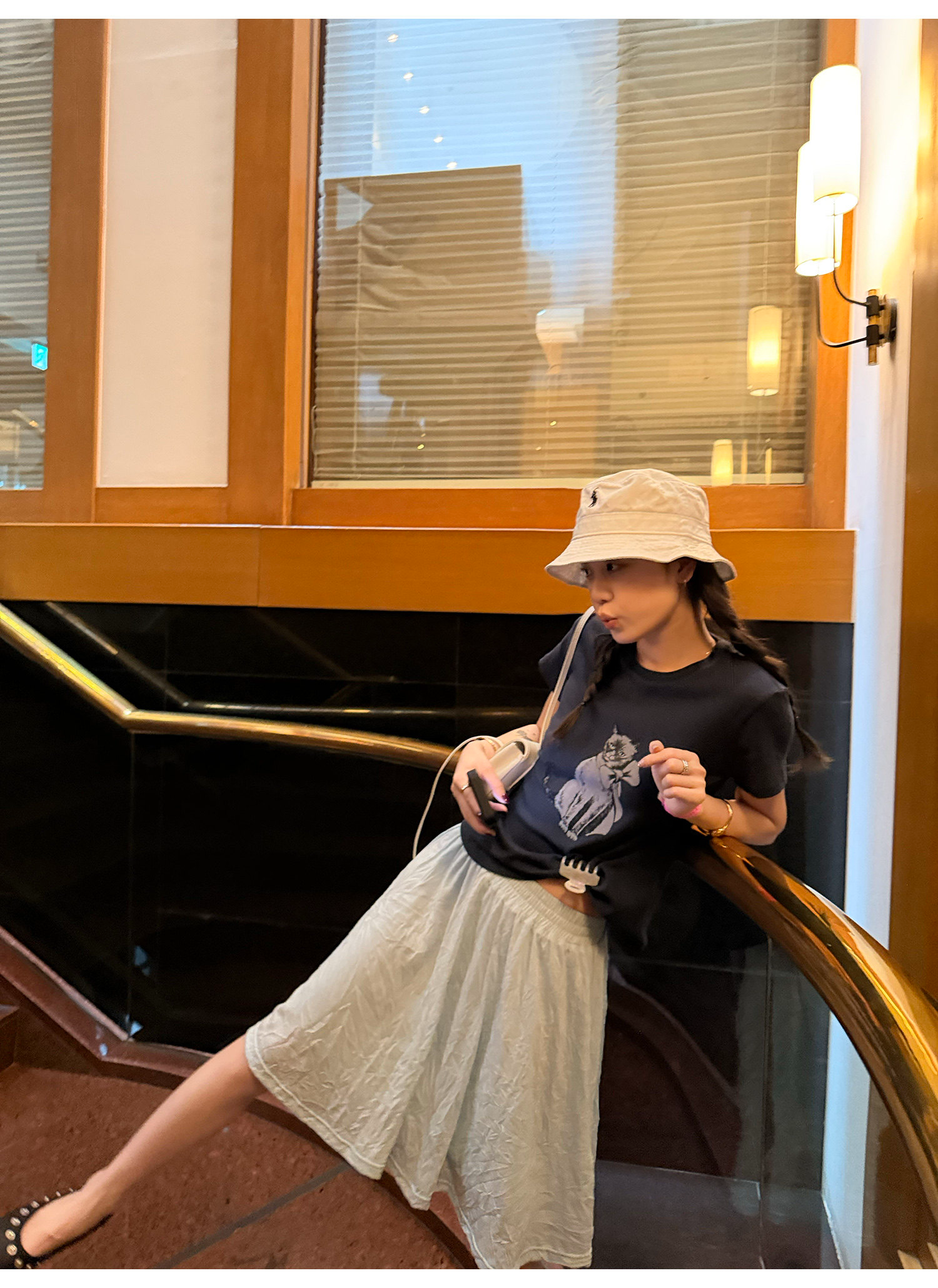 LelyMooch ヴィンテージ風キャットプリントTシャツ  LEM372