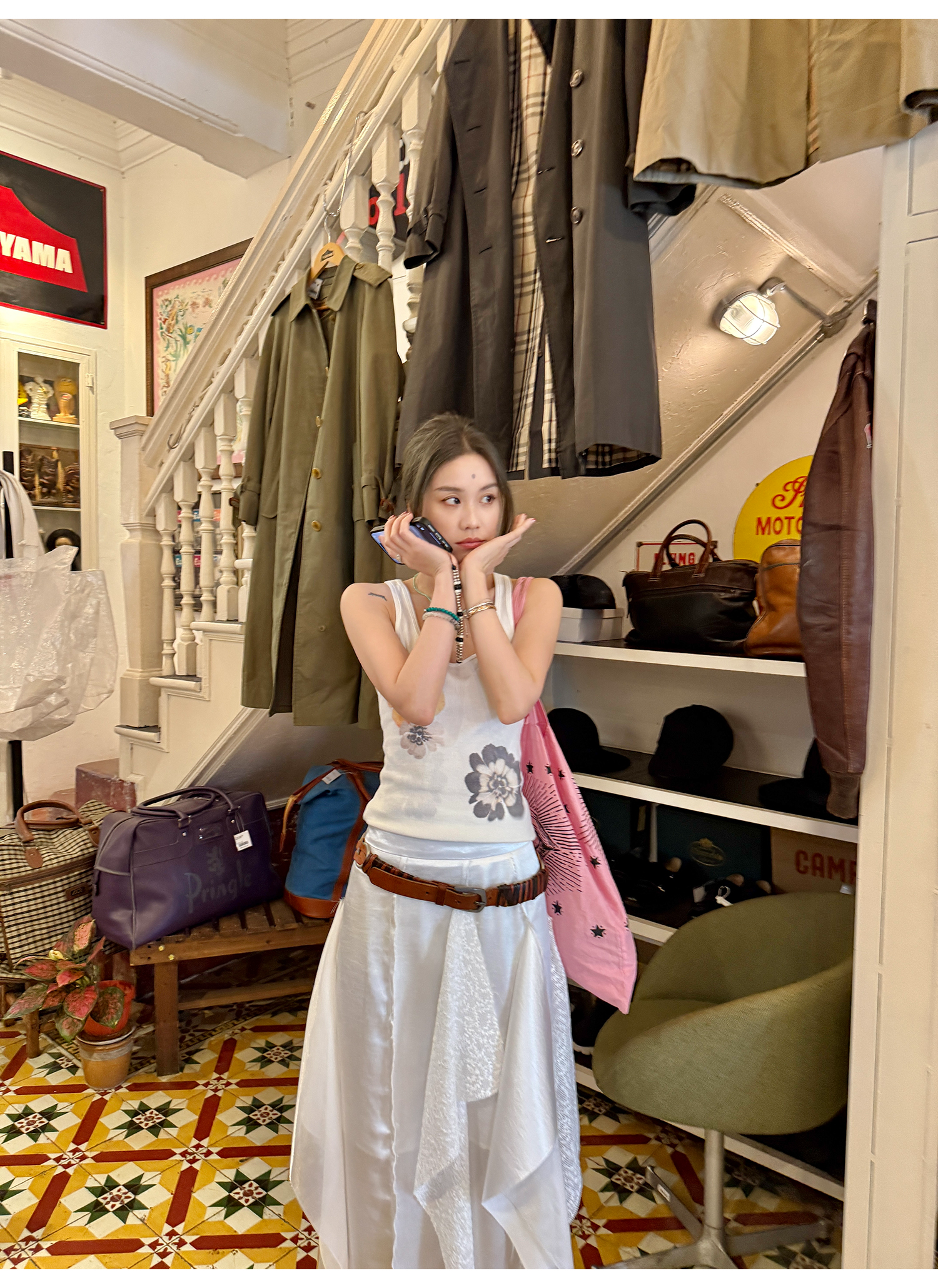 LelyMooch  水彩花柄プリントのリブベスト  LEM095