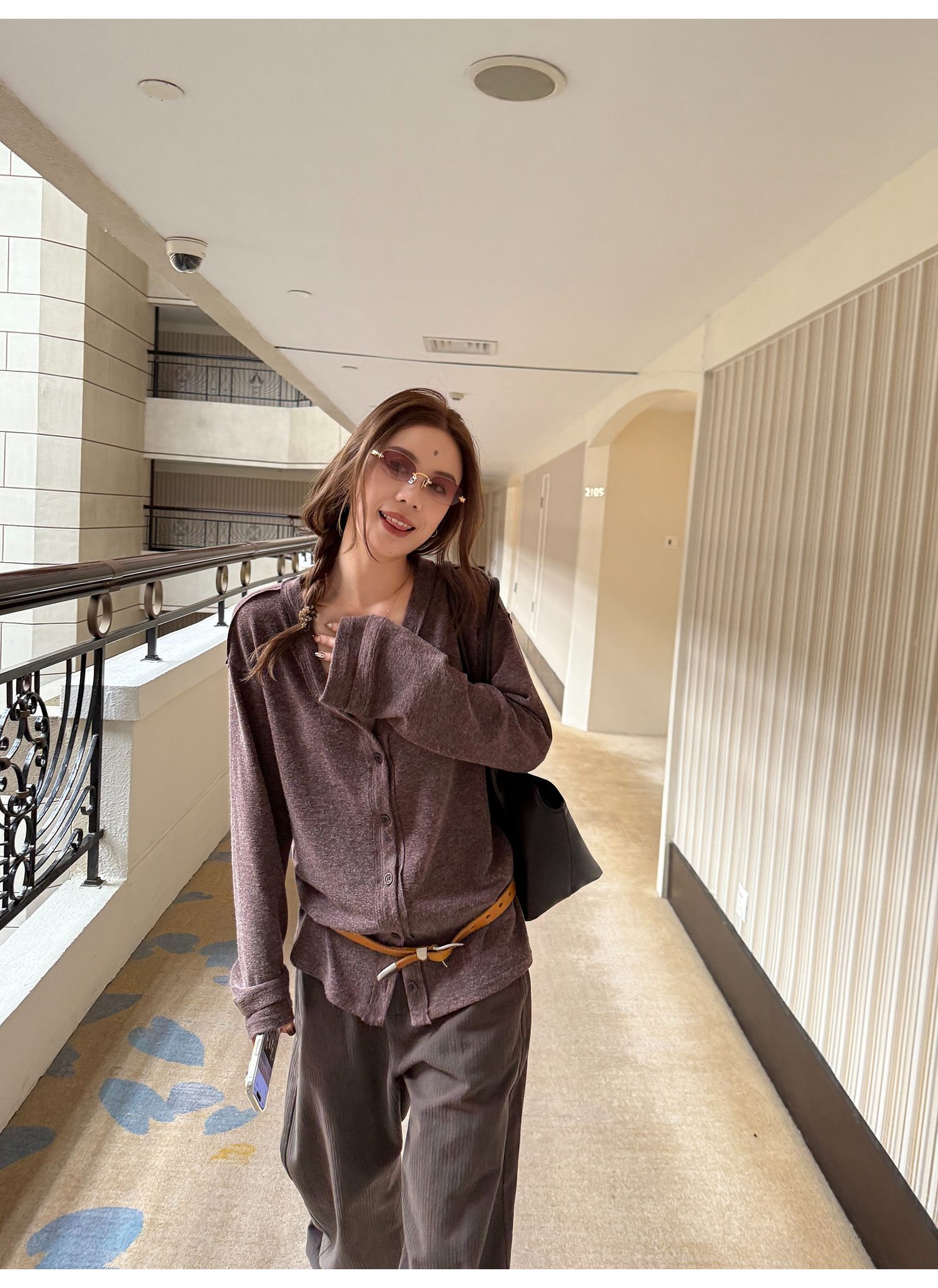 LelyMooch Vネック フェイクウールカーディガン 秋LEM234