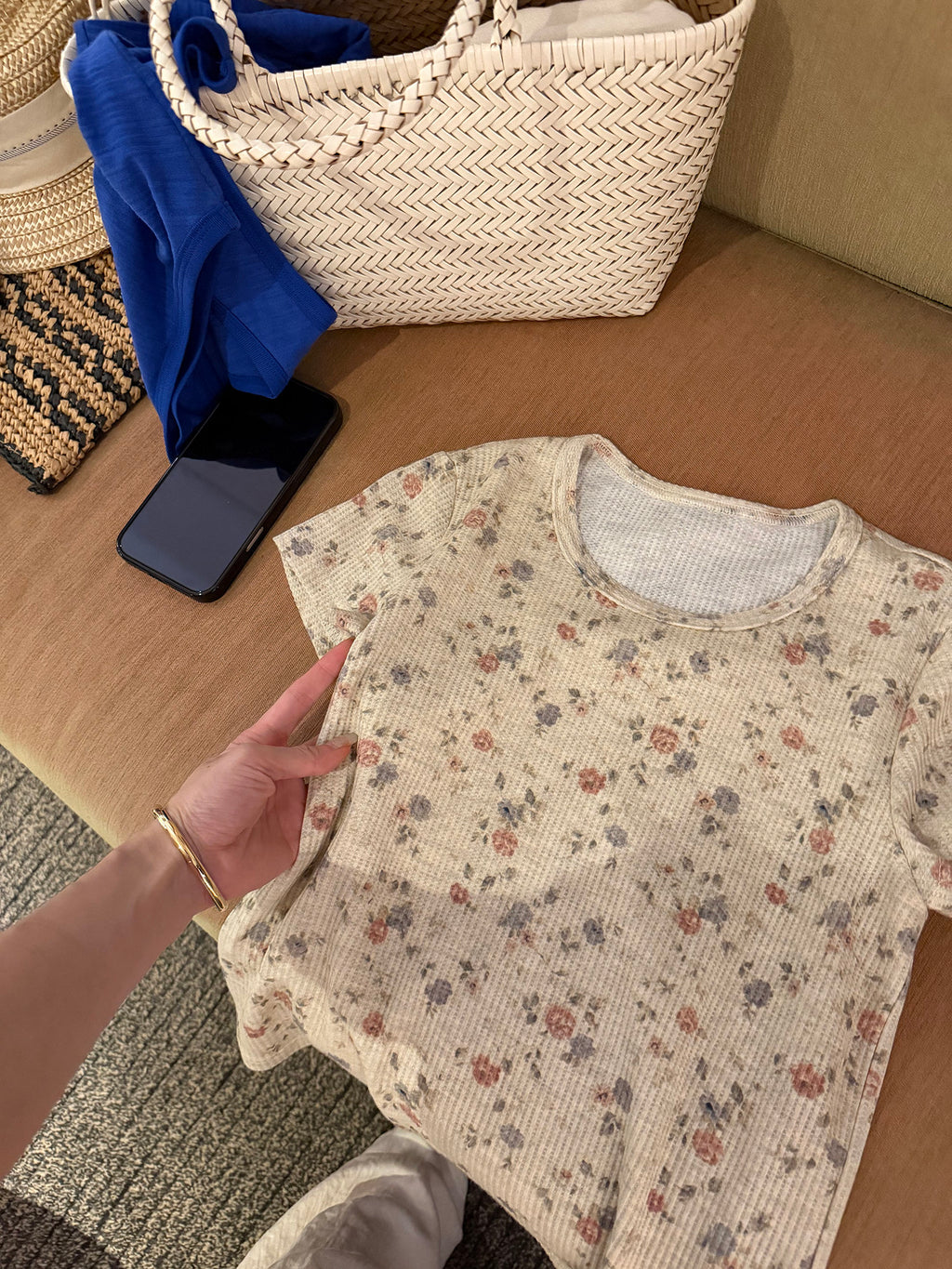 LelyMooch 花柄 ワッフル素材 ショート丈Tシャツ  LEM343