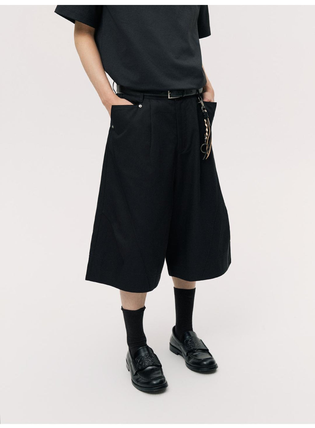 上質ドレープ Aライン ワイドクロップドパンツ  LOM069